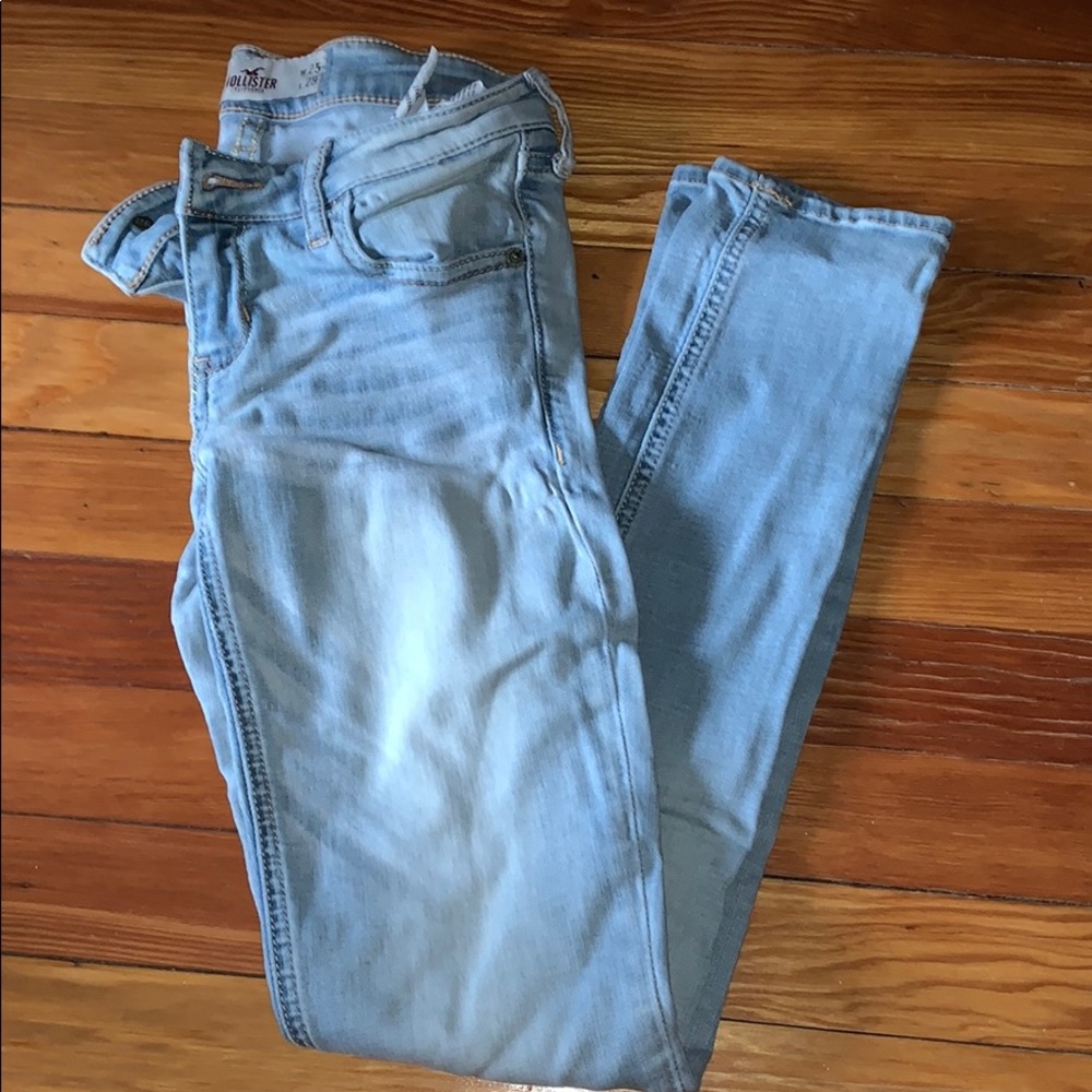 HOLLISTER BLUE JEANS - Picture 2 of 2